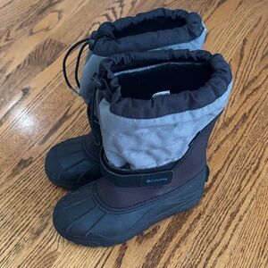 Columbia Kids Black Waterproof Winter Boots, Size 4